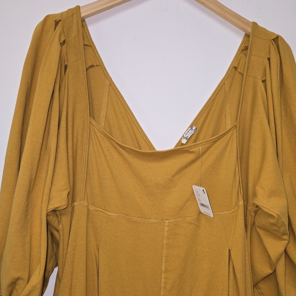 Free People Intimately Lotta Love Jumpsuit Romper Size XL Pockets Gold NWT - Picture 9 of 14